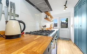 Cozy With Character Cheerful Home With Garden At Leith Links Park